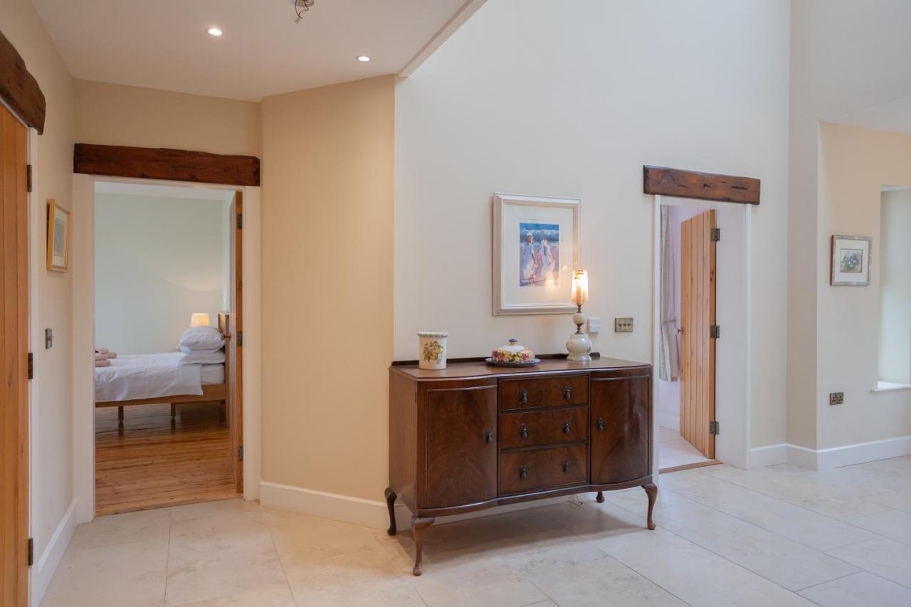 Villa Beautiful Mountain Views & Private Hot Tub Kilcoo Exterior foto