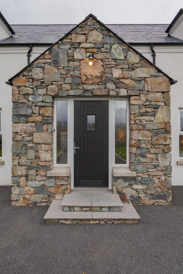 Villa Beautiful Mountain Views & Private Hot Tub Kilcoo Exterior foto